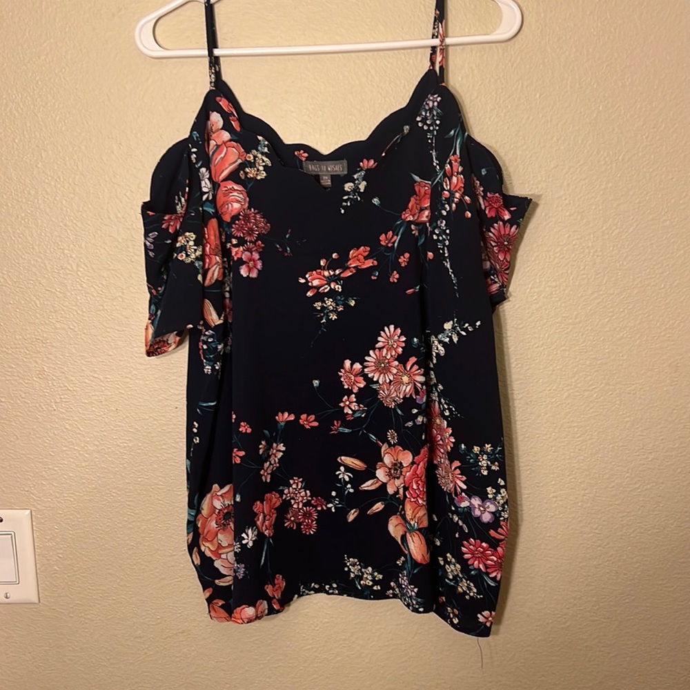Selling a plus size 2x dark navy blue blouse with floral print